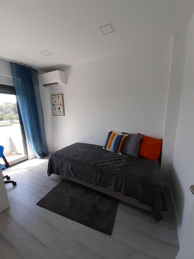 Lisbon Tagus River 2 Suites Private Pool D Almada Exterior foto