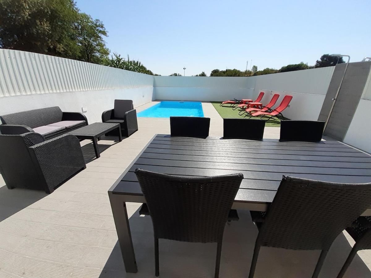 Lisbon Tagus River 2 Suites Private Pool D Almada Exterior foto