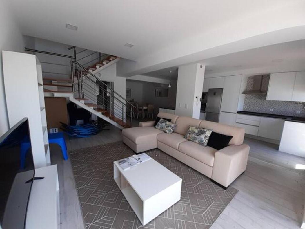 Lisbon Tagus River 2 Suites Private Pool D Almada Exterior foto
