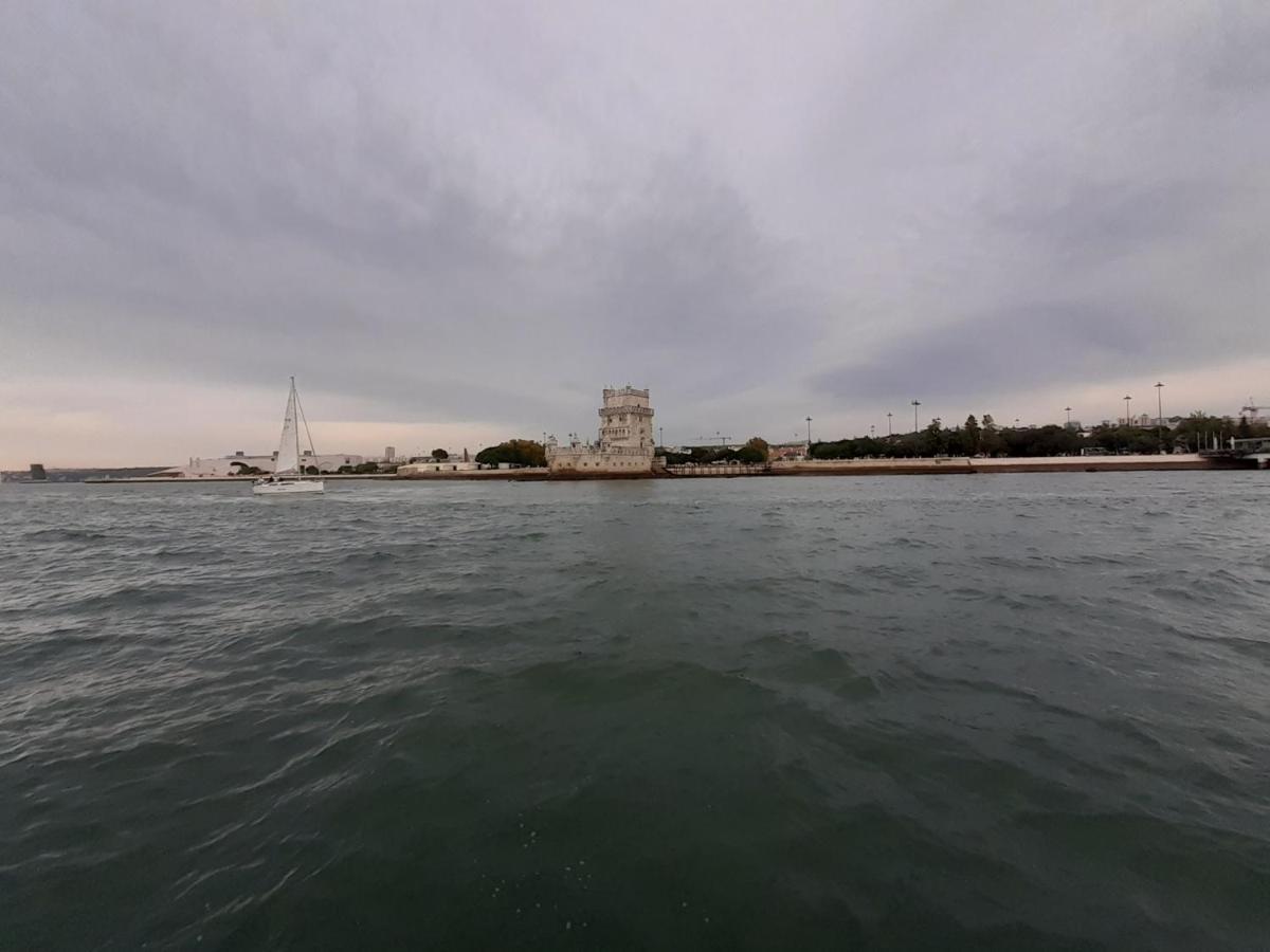 Lisbon Tagus River 2 Suites Private Pool D Almada Exterior foto